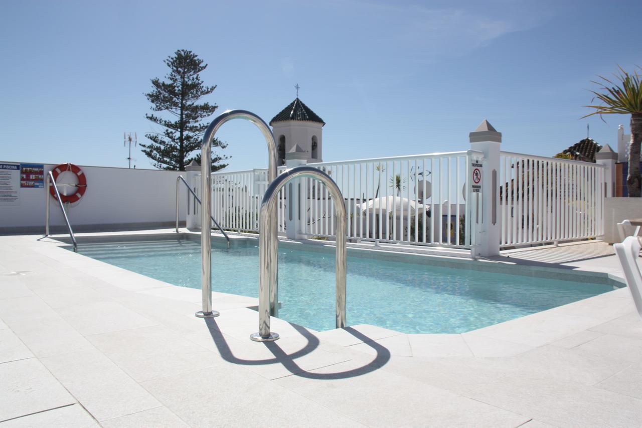 Hotel Puerta Del Mar Nerja Kültér fotó